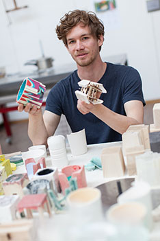 Samuel Schuhmacher, Preisträger des Förderpreises Design & Kunst/Alumni Hochschule Luzern. 