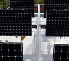 Solarpanels studentisches Solarhaus Hochschuule Luzern
