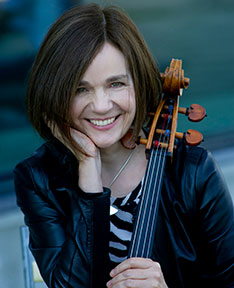Portrait von Martina Schucan, Cellistin.
