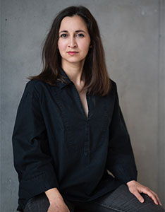 Porträt der Sopranistin Mimi Doulton, die ab dem Herbstsemester 2026/27 eine Anstellung an der HSLU Musik aufnimmt