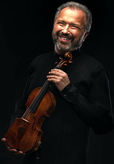 Portrait des Violinisten und Dirigenten Dmitry Sitkovetsky. Foto von John Walsh