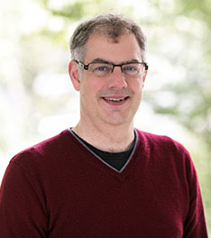 Portrait von Speaker und Dozent Michael Blum