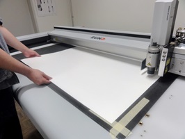 Schneidplotter Zünd, Arbeitsbereich 1200 x 800 mm, für Papier, Karton, Folien, Textilien
