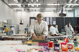 Hochschule Luzern – Design & Kunst Textil Druck Werkstatt