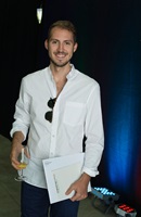 Simon Zangger aus Zürich (Bachelor Camera Arts) gewann einen Förderpreis der zeugindesign-Stiftung.