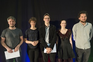 Preisträger zeugindesign-Stiftung N. Wespi, M. Schumacher, K. Vilim, L. Bertelli und S. Schuhmacher. Bild: HSLU/Priska Ketterer