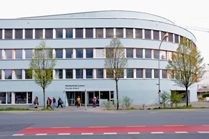 1999 wird die Schule zur Hochschule für Soziale Arbeit. Sie wird in die Fachhochschule Zentralschweiz integriert. 2000 zieht sie an die Werftestrasse 1 in Luzern.