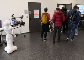 Erste Räumlichkeiten auf dem Campus Rotkreuz