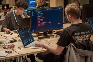 Teilnehmende am HackSTAIR