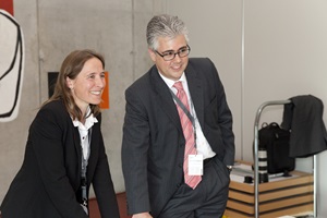 Martina Böhm, Geschäftsführerin Technologie Forum Zug, und Dr. Patrick Dümmler, Manager Health Tech Cluster Switzerland, leiteten die Breakout Session «Mehr Dynamik im Health-Sektor».