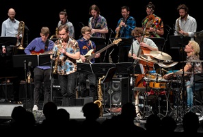 EInblicke in das Big Band-Konzert vom 27. Januar 2023 im KKL Luzern im Rahmen des Musikfestivals Szenenwechsels der Hochschule Luzern. 