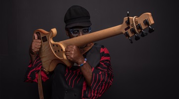 Richard Bona. Bild Leesa Richards