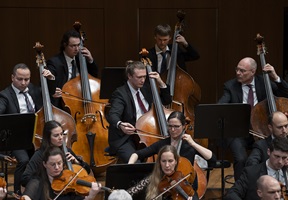 Musikfestival Szenenwechsel 2026: Sinfoniekonzert mit dem HSLU Sinfonieorchester und dem Luzerner Sinfonieorchester unter der Leitung von Kristiina Poska. Bild HSLU/Priska Ketterer