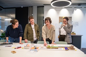 Forschende besprechen den Mobility Challenge Workshop