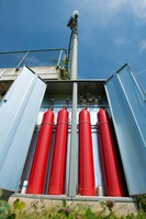 Antennenstandort mit Wasserstoffspeicher für Notstromanlage mit Brennstoffzellen.
