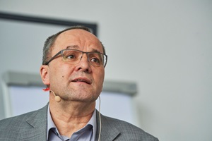 Prof. Heinrich Huber, Hochschule Luzern – Technik & Architektur