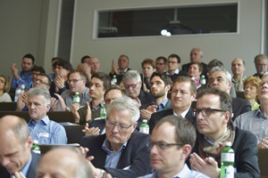Zuhörer im Hörsaal der Hochschule Luzern – Technik & Architektur
