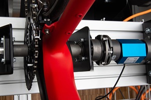 Pedalenadapter für die Fahrersimulation von e-Bikes mit Mittelmotor