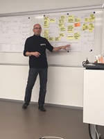 Impressionen des Playing Lean Workshops im Innovationspark Rotkreuz