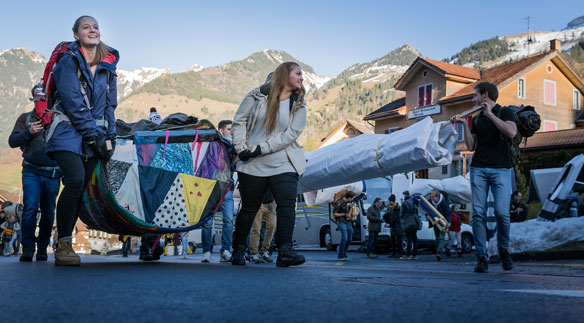 Auf dem Weg zum Camp. (Foto: Markus Käch)