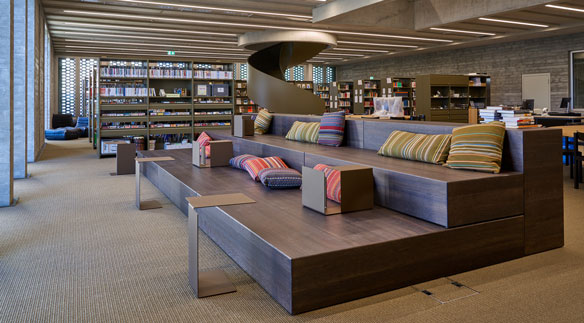 Bibliothek (Foto: Ingo Höhn)