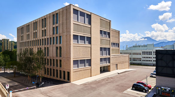 Eingang Arsenalstrasse (Foto: Ingo Höhn)