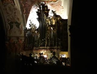 Nachts in der Klosterkirche Einsiedeln Foto Eva Brandazza