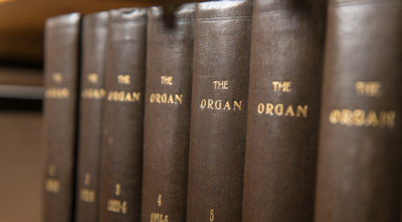 Die Orgelforschenden haben zahlreiche Archive durchforstet, um die Geschichte der einzelnen Orgeln zu belegen. (Foto: Angel Sanchez)