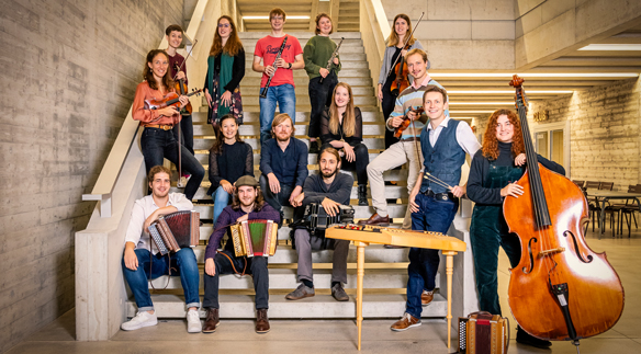 Alpinis – Das Volksmusikensemble der Hochschule Luzern. (Foto: Ingo Höhn)