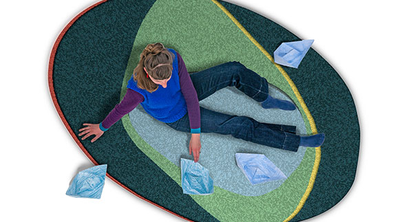 Zora Weidkuhns Teppiche dienen als Zufluchtsort vom Alltag. Bild: HSLU