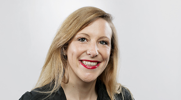 Portrait Jenny Zehnder, Dozentin des CAS Digital-Customer-Engagement