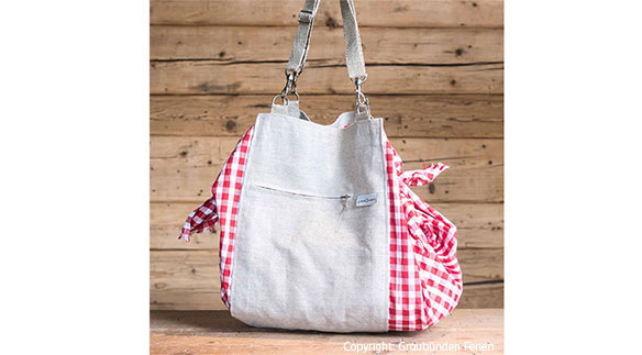 Tasche mit Kreuzmuster Rot-Weiss