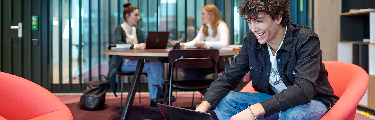 Studieren am Departement Informatik der Hochschule Luzern. 