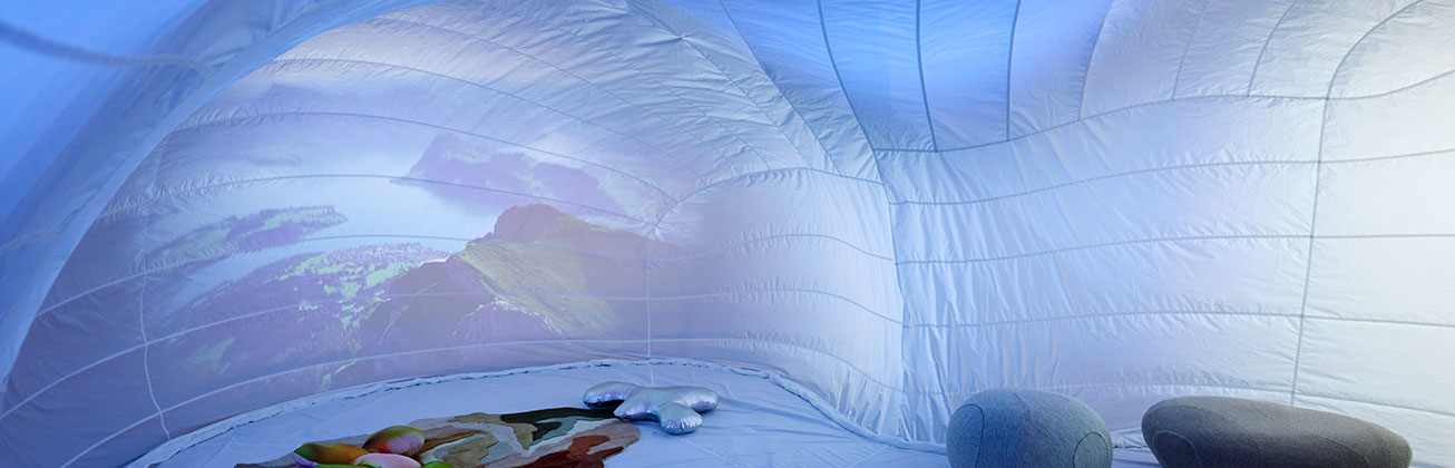 Kissen in wolkenartigem Aufbau, Projektion