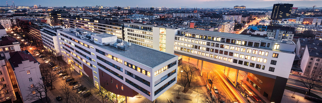 FH Technikum Wien in der Nacht
