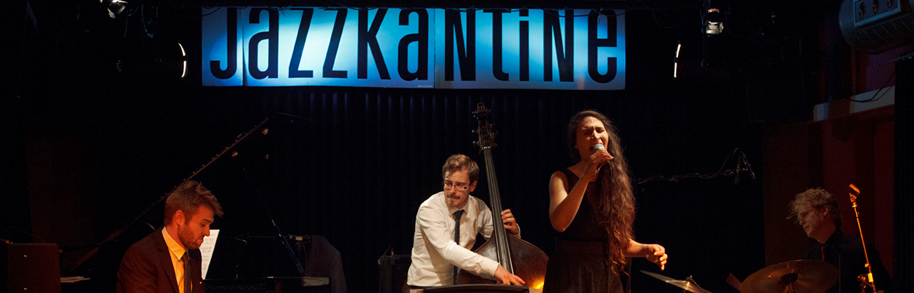 Alumni auf der Bühne der Jazzkantine