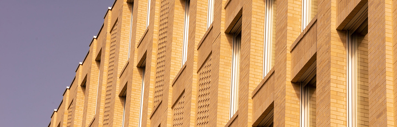 Fassade des Gebäudes