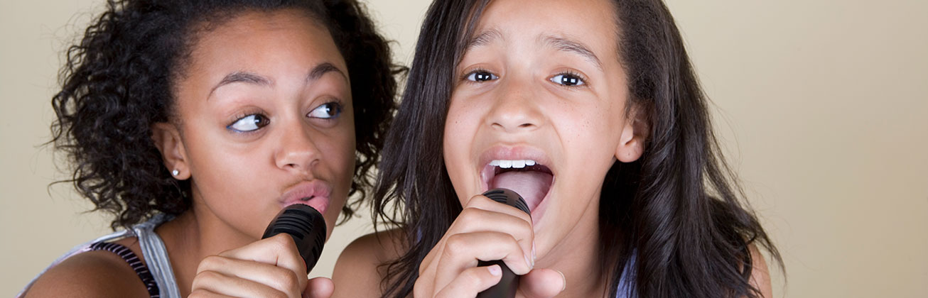 Sängerinnen im Klangturm der Hochschule Luzern Musik