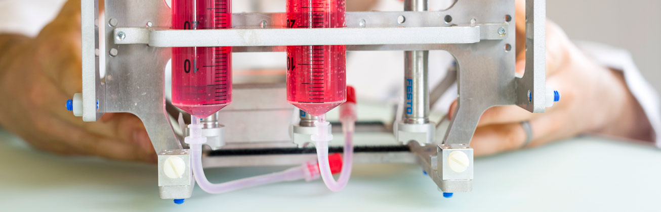 Red fluids in Siringes