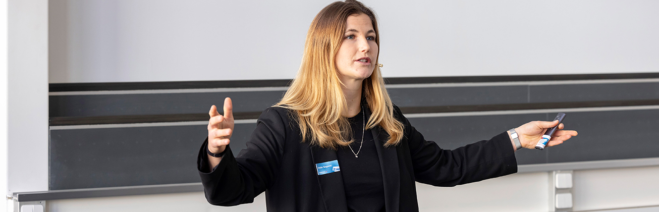 Malin Siegwart am Swiss Symposium Thermal Energy Storage