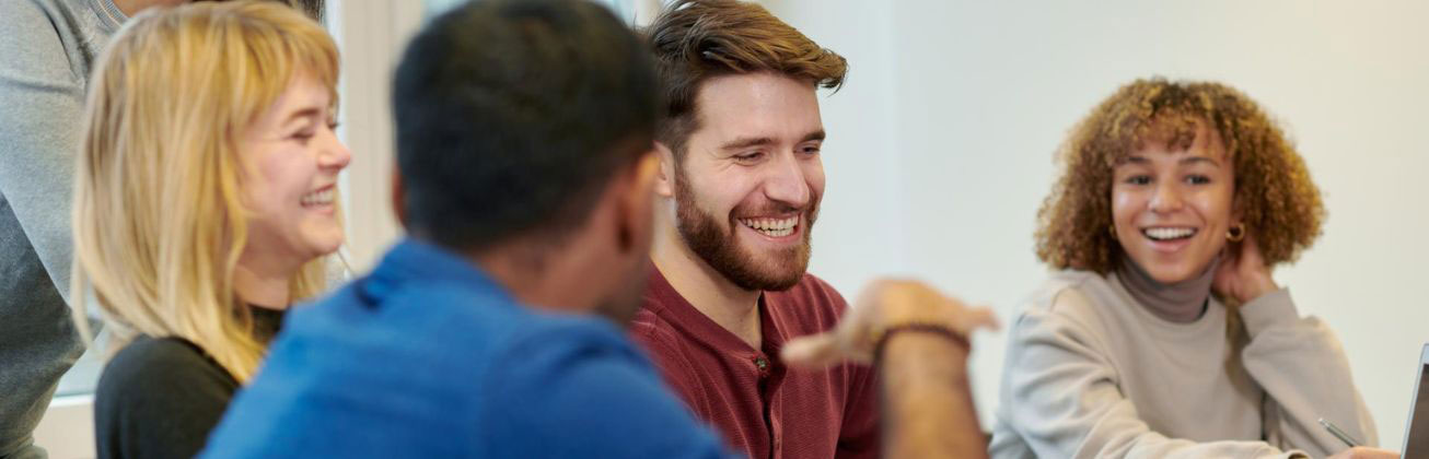 Wirtschaft Bachelor Oase Desktop