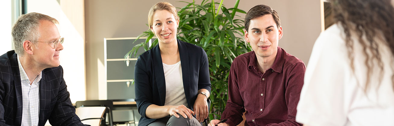 Menschen im Gespräch