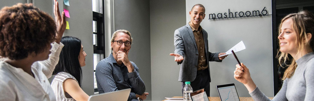 Diskussion Mitarbeiter Mitarbeitergruppe