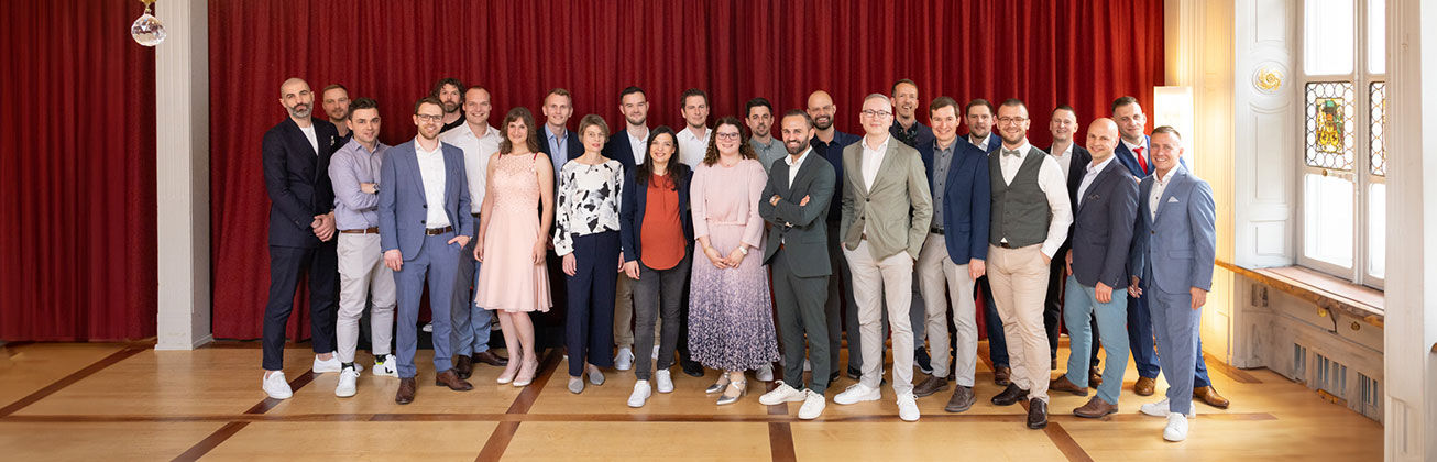 Gruppenbild Abschlussklasse MBA Diplomfeier 2024