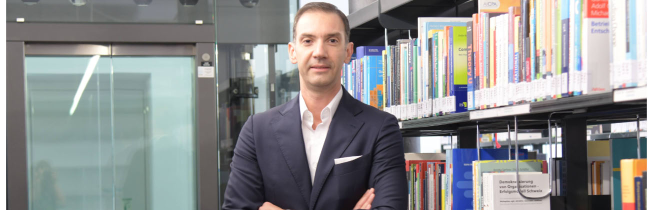 Portrait von Dimitrios Marinos