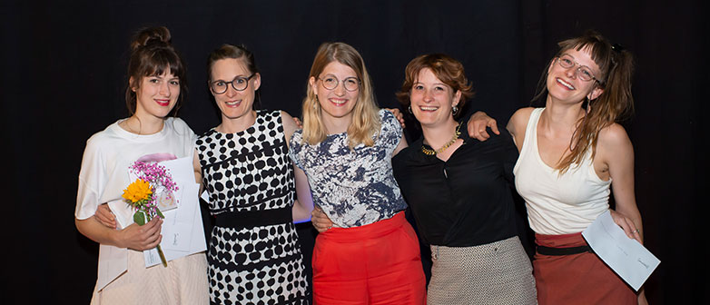 zeugindesign-Stiftung, Preisträgerinnen Yasemin Knüsel, Meri Zirkelbach, Nadine Widmer, Anna Schmid und  Jeanne Jacob, Hochschule Luzern – Design & Kunst