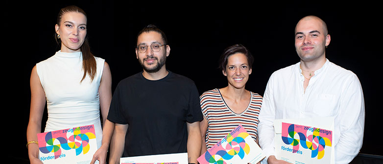 Die Preisträgerinnen und Preisträger der zeugindesign-Stiftung 2022: Shirin Doerig, Fawad Quadire, Dinah Wernli, Philipp Amaro Veiga Pinheiro. Auf dem Foto fehlt Nora Wagner.