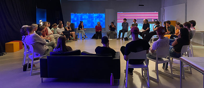 Community und Expertise