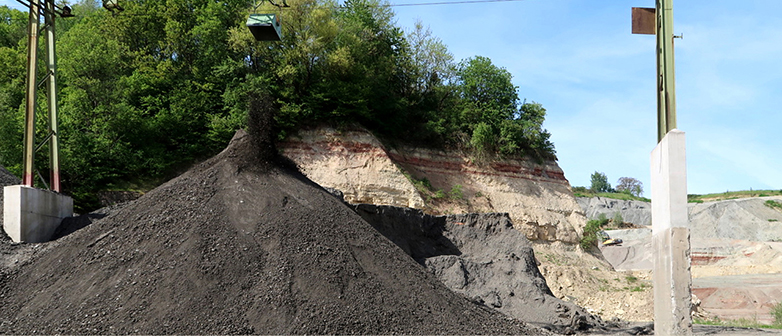 Material im Kontext seiner Gewinnung