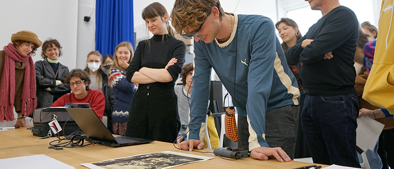 Bildbesprechung mit digitalen Medien